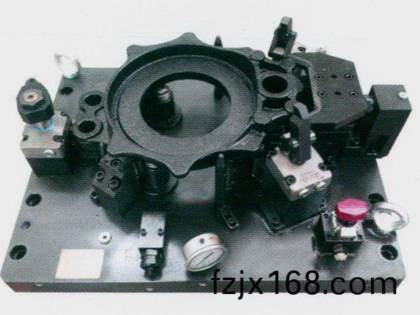 製動器(qi)底闆(ban)液壓(ya)裌具